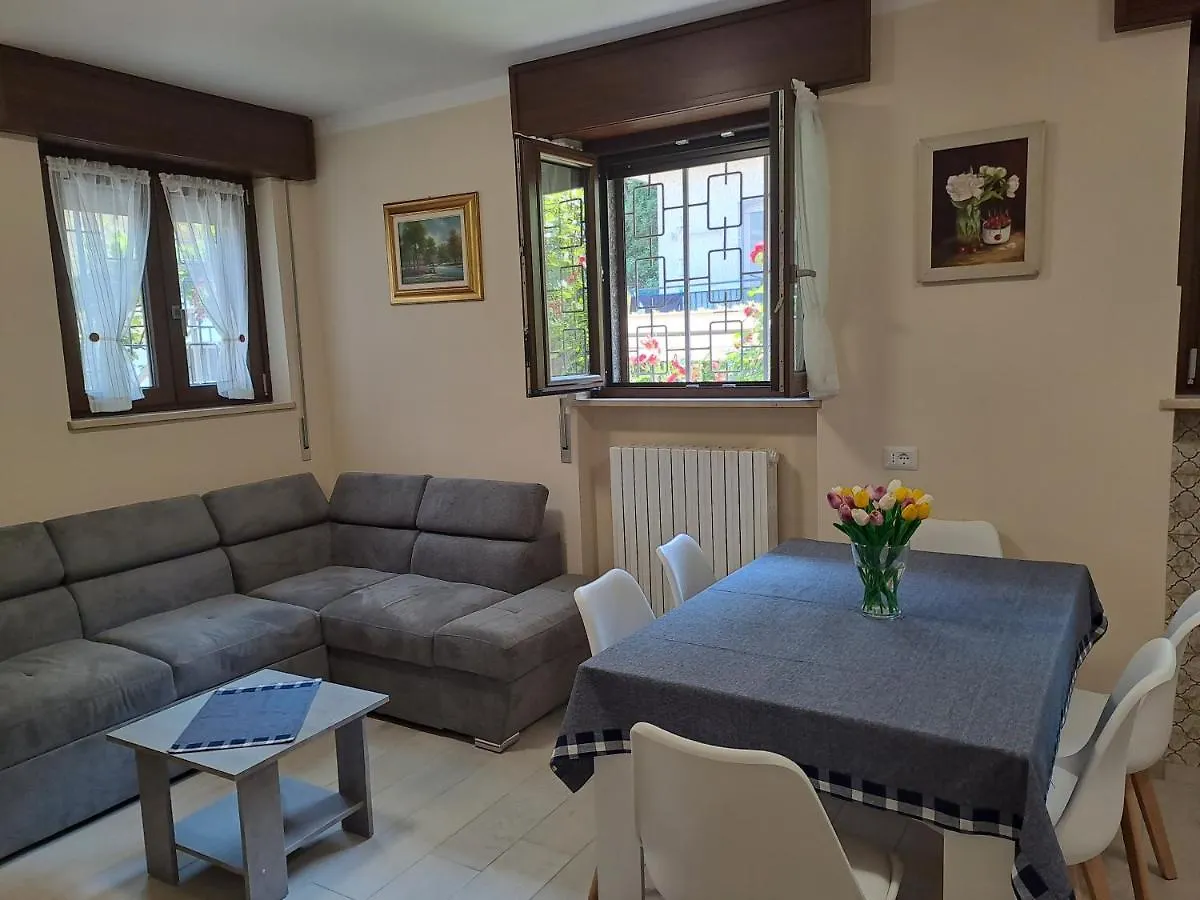 Casa Vacanze Kristina Brissago-Valtravaglia Italy
