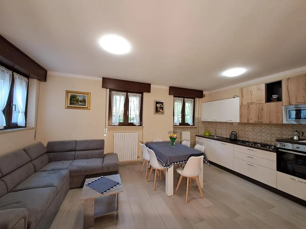 Casa Vacanze Kristina Brissago-Valtravaglia Apartment
