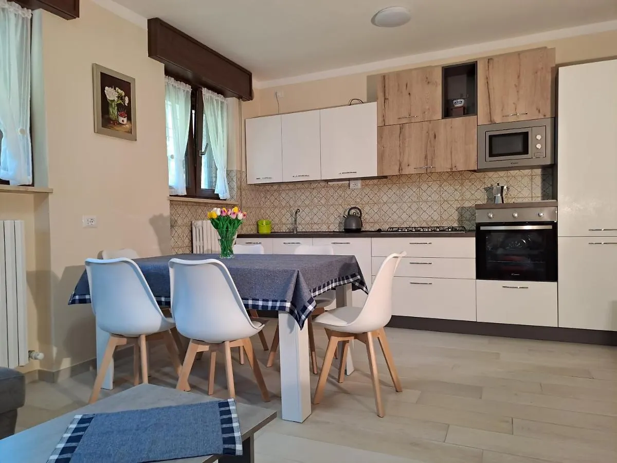 Casa Vacanze Kristina Brissago-Valtravaglia Apartment