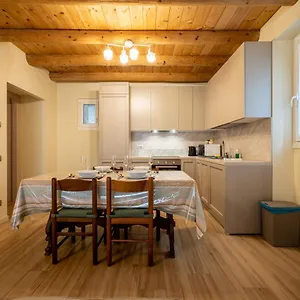 Apartment Casa Elena, Consiglio di Rumo